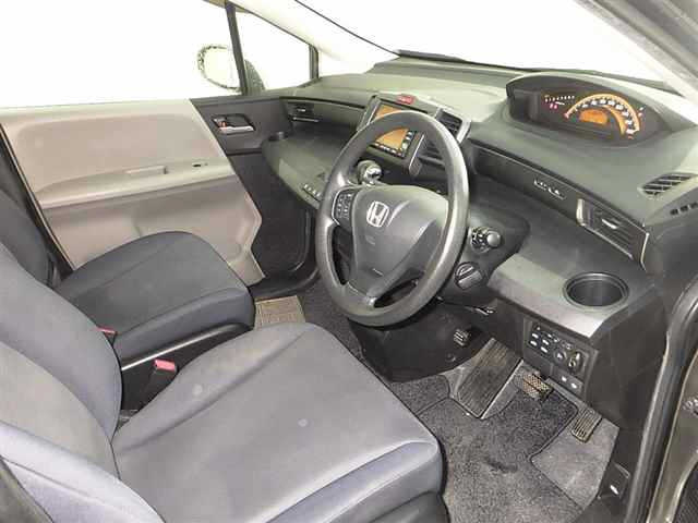 HONDA FREED 2008