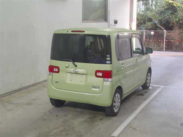 DAIHATSU TANTO 2013