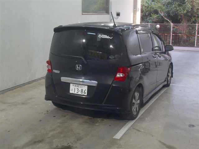 HONDA FREED 2008