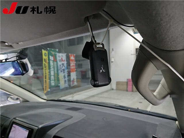 MITSUBISHI DELICA D5 2010