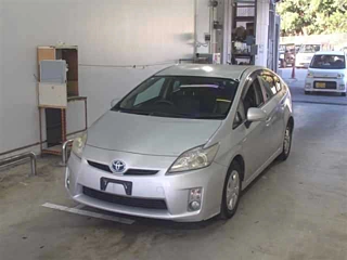 TOYOTA PRIUS 2011