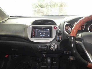 HONDA FIT 2010
