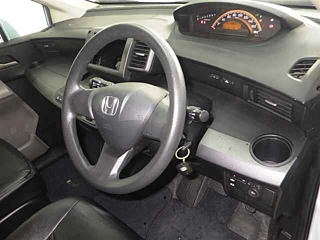 HONDA FREED 2010
