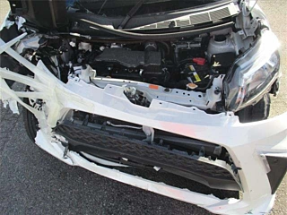 TOYOTA ROOMY 2023