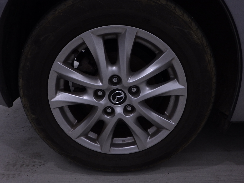 MAZDA AXELA 2016
