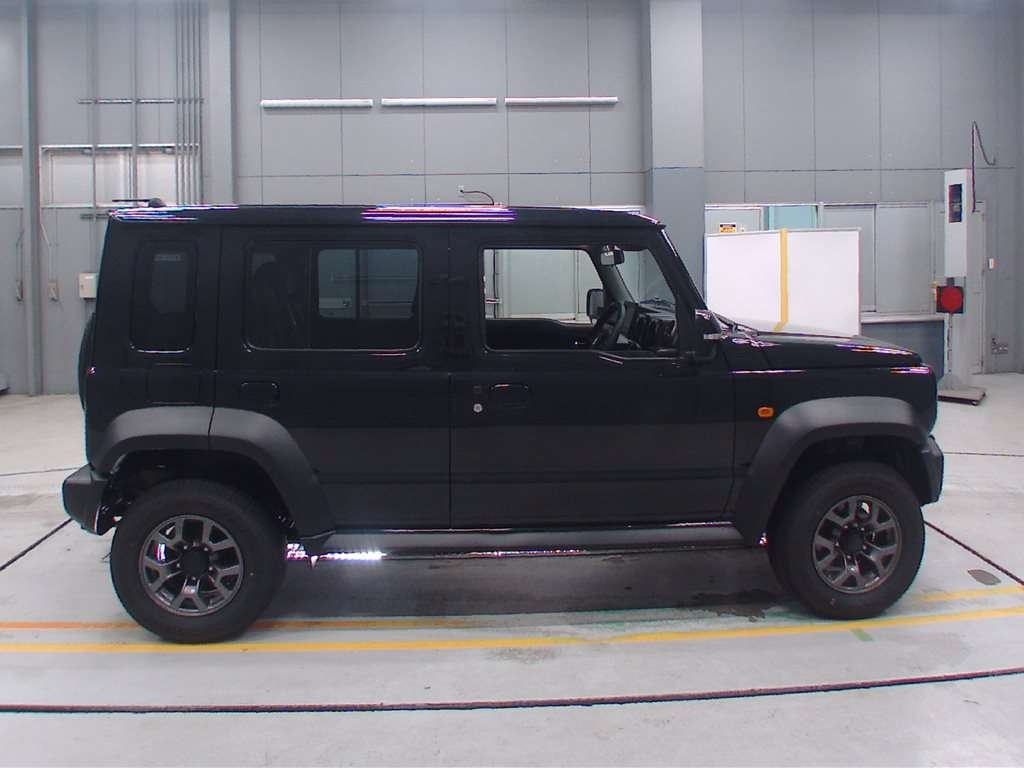 SUZUKI JIMNY NOMADE 2025