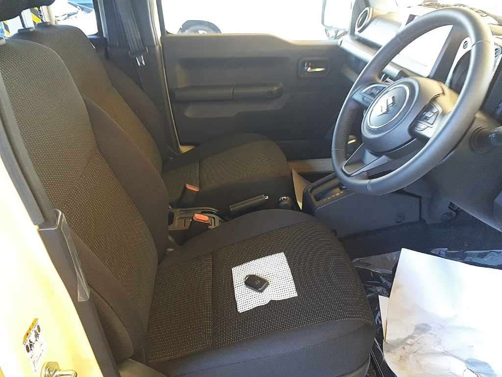 SUZUKI JIMNY NOMADE 2025