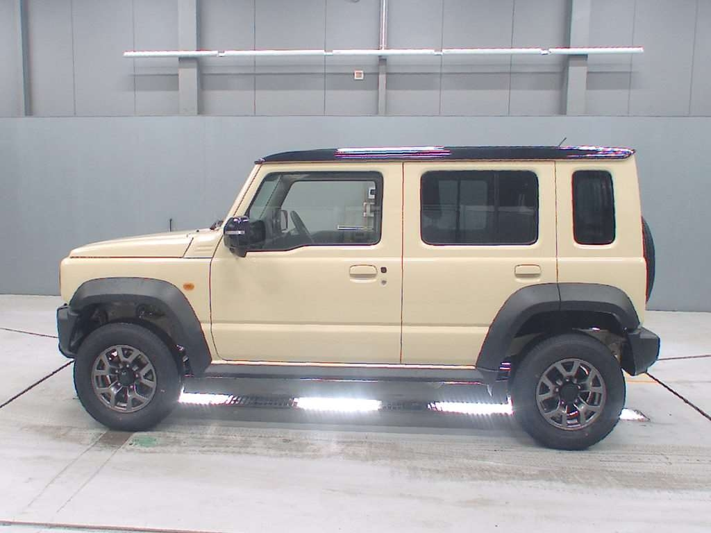 SUZUKI JIMNY NOMADE 2025