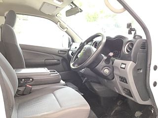 NISSAN CARAVAN VAN 2015
