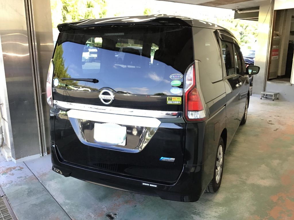 NISSAN SERENA 2017