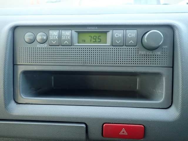 TOYOTA HIACE VAN 2008