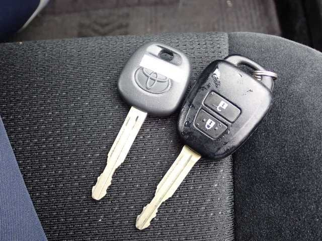 TOYOTA COROLLA AXIO 2019