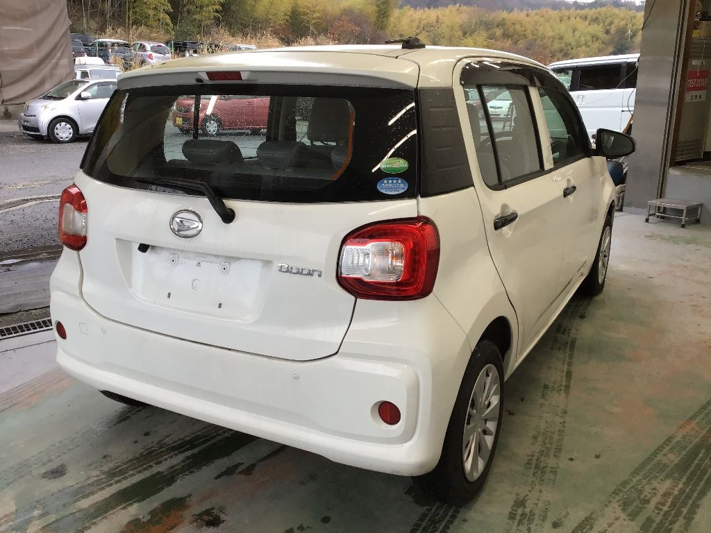 DAIHATSU BOON 2017