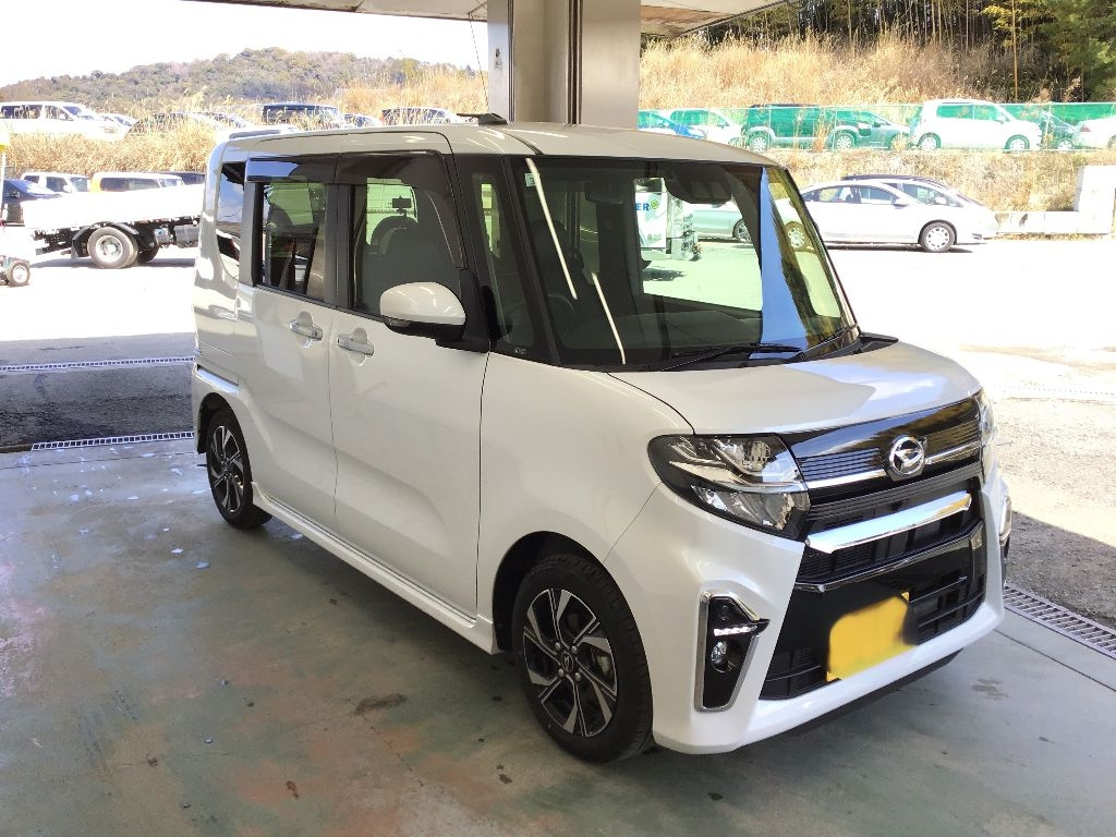 DAIHATSU TANTO 2022