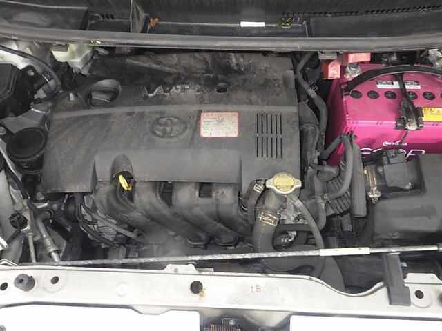 TOYOTA SPADE 2012