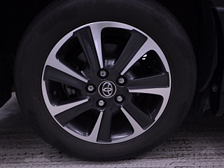 TOYOTA VOXY 2018