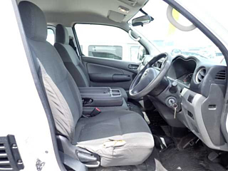 NISSAN CARAVAN VAN 2016