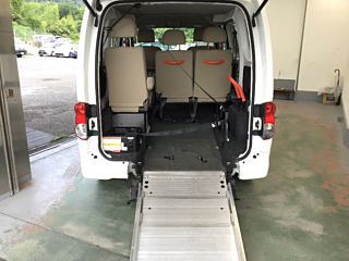 NISSAN NV200 2015