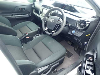 TOYOTA AQUA 2018
