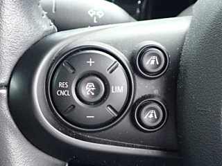 BMW MINI 2018