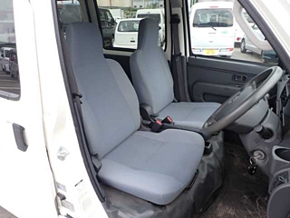 DAIHATSU HIJET VAN 2010
