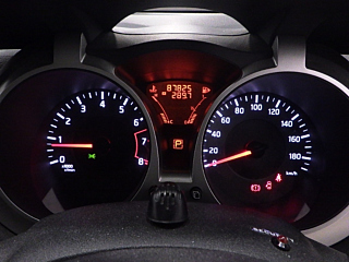 NISSAN JUKE 2011