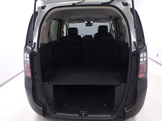 HONDA FREED 2025