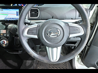 DAIHATSU TANTO 2015