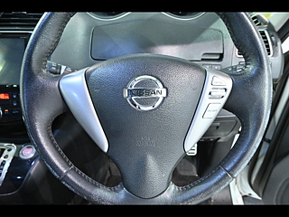 NISSAN SERENA 2013