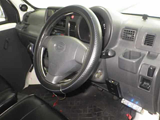 DAIHATSU HIJET VAN 2013