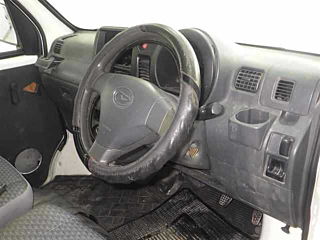 DAIHATSU HIJET VAN 2013