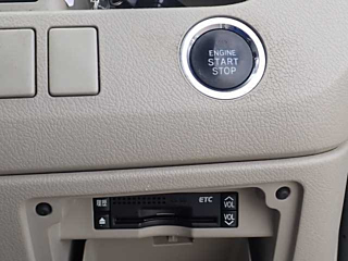 TOYOTA NOAH 2012