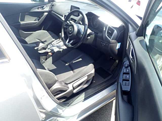MAZDA AXELA 2018