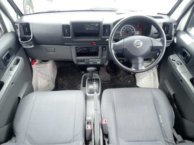 NISSAN CLIPPER VAN 2013