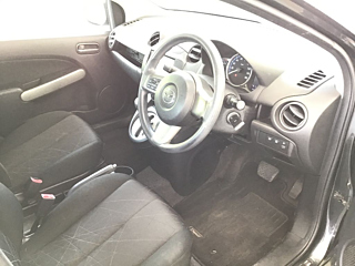 MAZDA DEMIO 2014