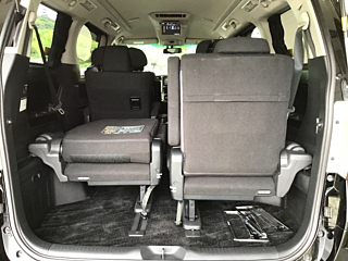 TOYOTA ALPHARD 2012