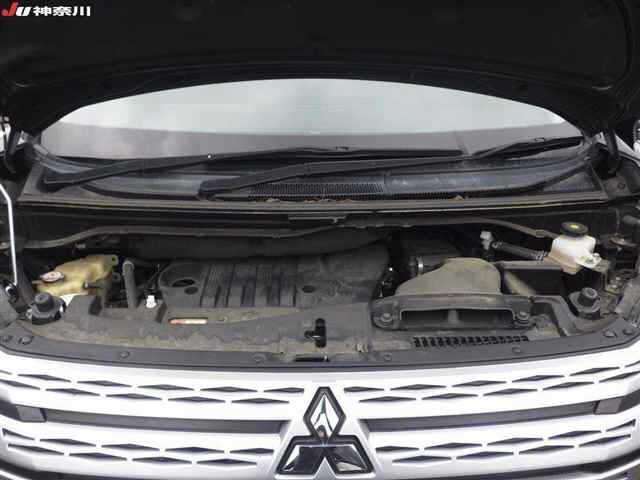 MITSUBISHI DELICA D5 2019