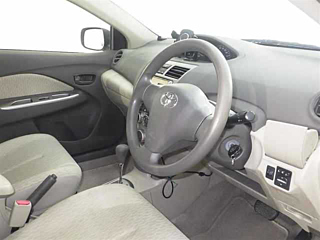 TOYOTA BELTA 2011