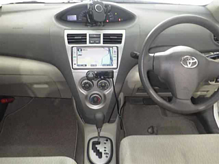 TOYOTA BELTA 2011