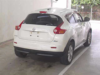 NISSAN JUKE 2012