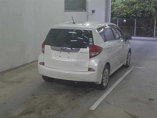 SUBARU TREZIA 2011