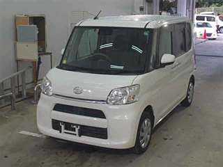 DAIHATSU TANTO 2018
