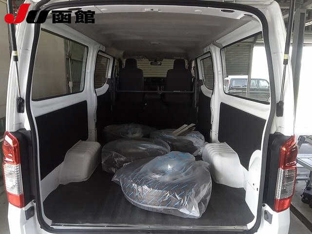 NISSAN CARAVAN VAN 2021