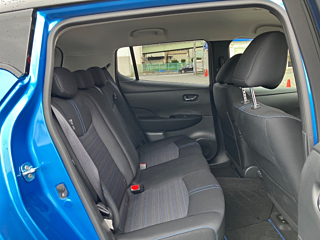 NISSAN LEAF 2021