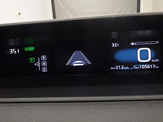 TOYOTA PRIUS 2017