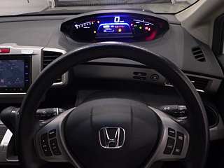 HONDA FREED 2013