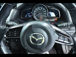 MAZDA AXELA 2017