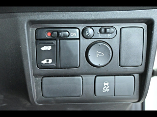 HONDA FREED 2012