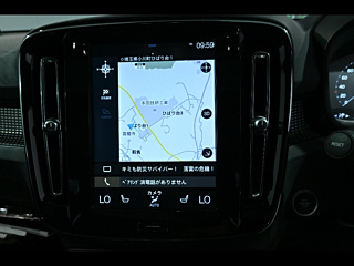 VOLVO XC40 2020