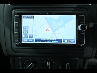 VOLKSWAGEN POLO 2015